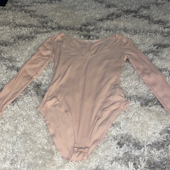 Pink bodysuit - Picture 2 of 3
